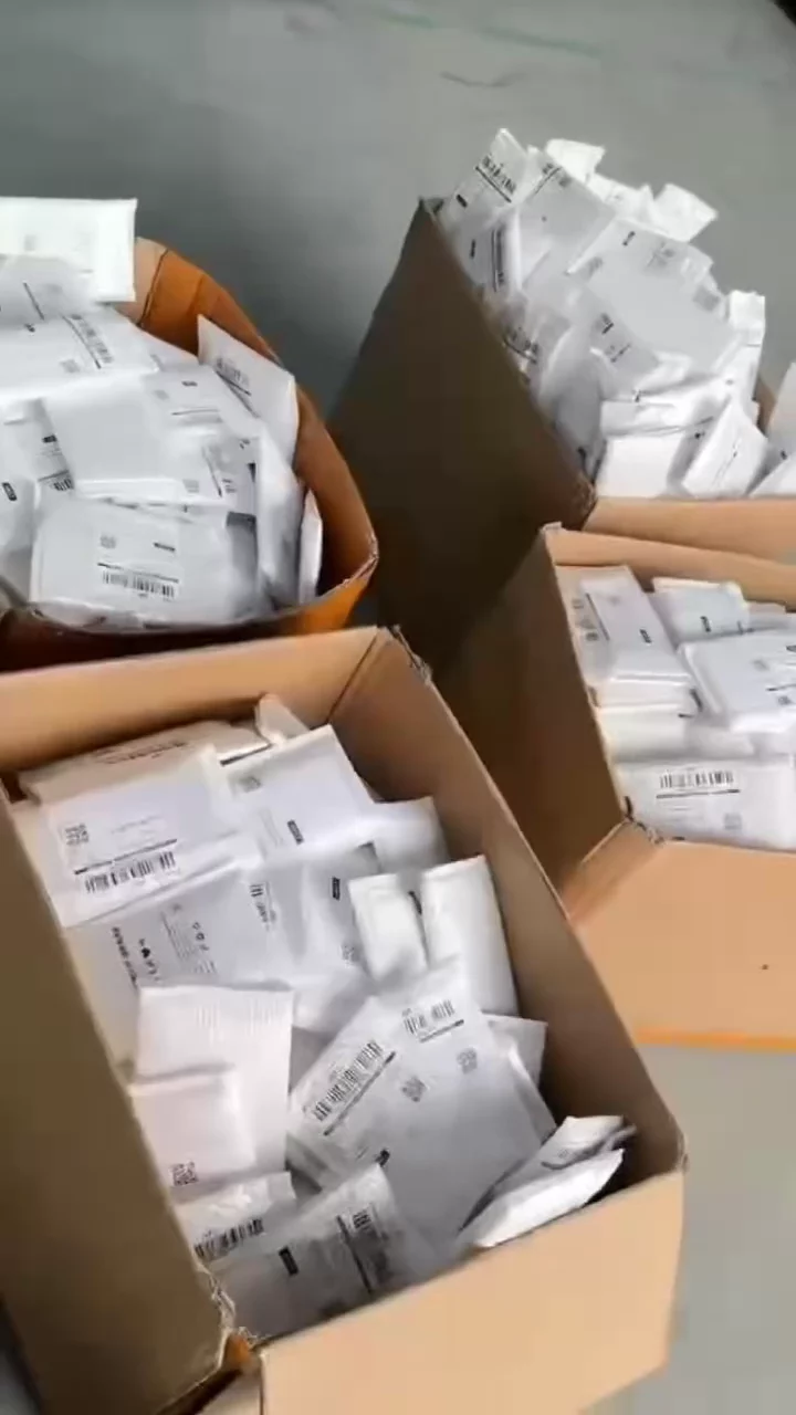 Receiving, packing and fulfillment handoffs shown in ProveedorPro operational footage